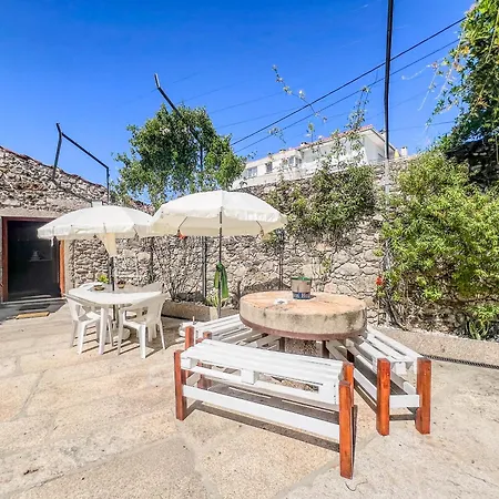 Casa De Perre Holiday home Viana do Castelo