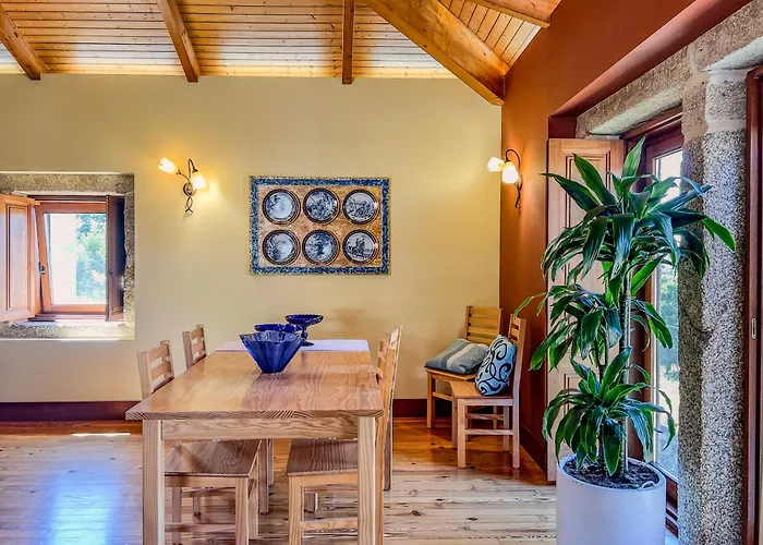 Casa De Perre בית נופש *
